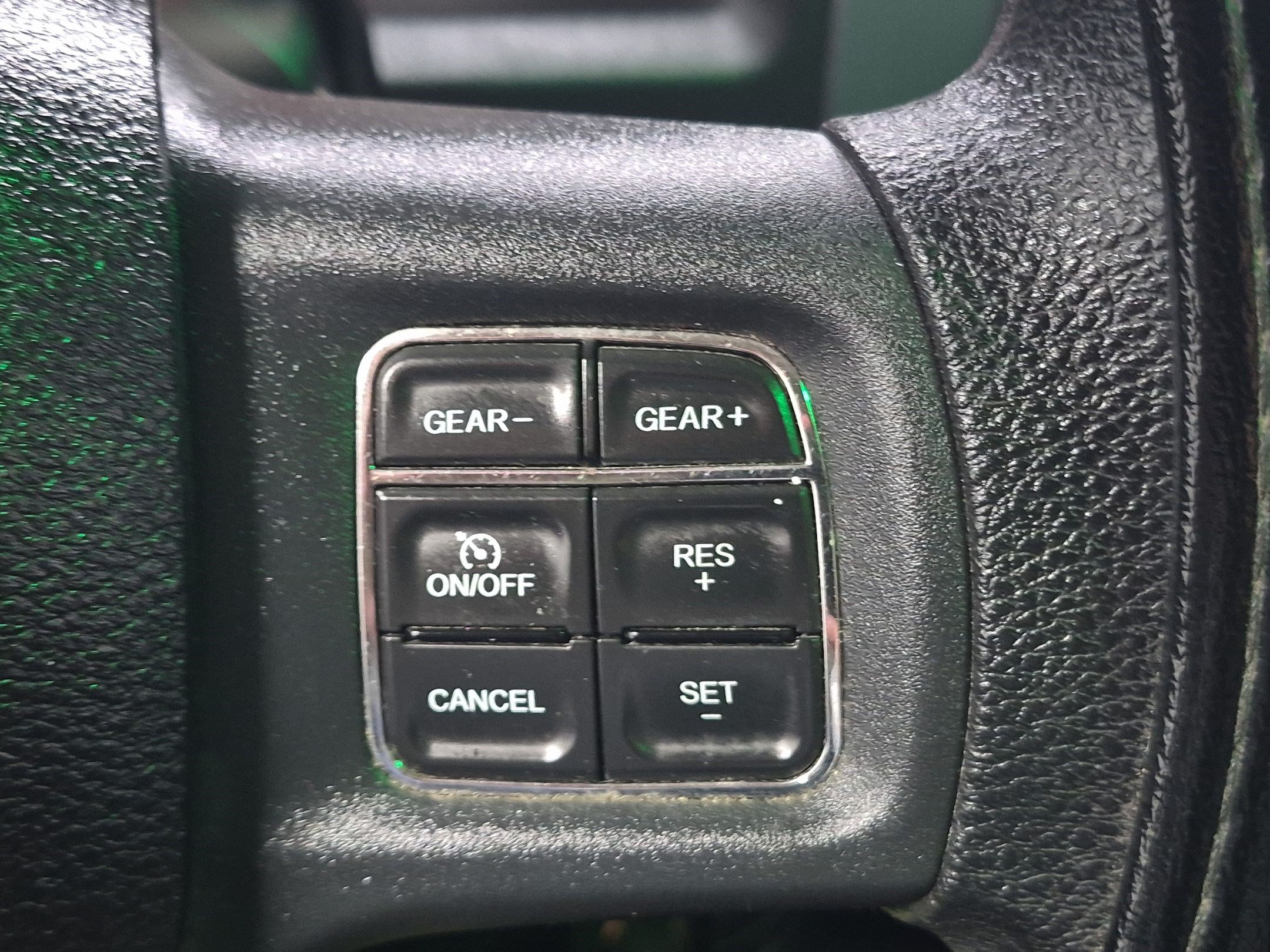 Used 2014 RAM 1500 Classic SLT AWD/4WD image 21