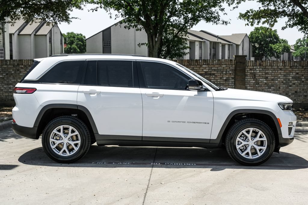 Used 2022 Jeep Grand Cherokee Limited RWD image 14