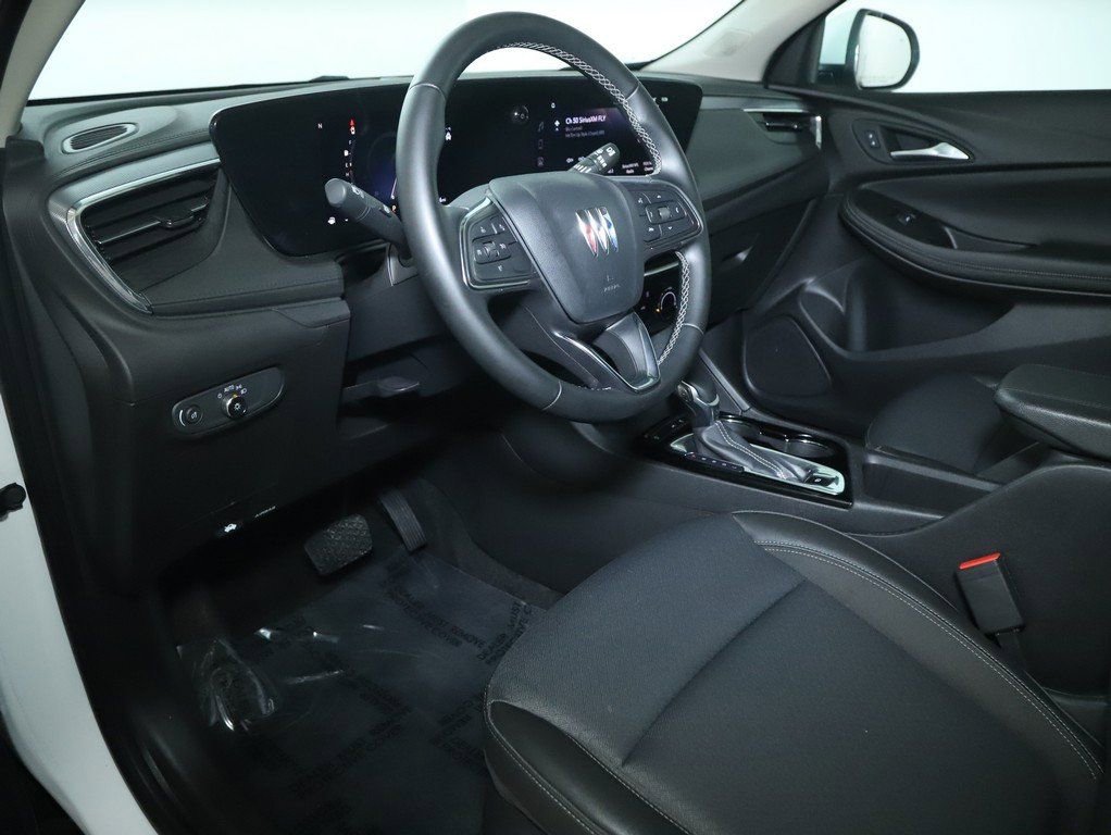 Used 2025 Buick Encore GX Preferred image 17