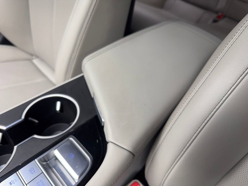 Used 2023 Genesis G70 2.0T image 71