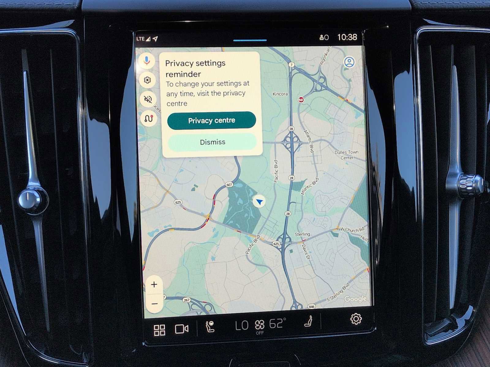 Used 2025 Volvo XC60 T8 Ultra image 29