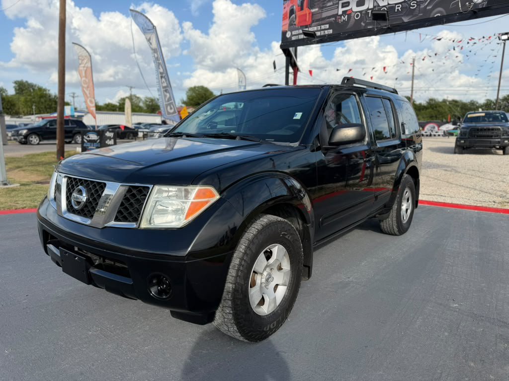 Used 2005 Nissan Pathfinder XE