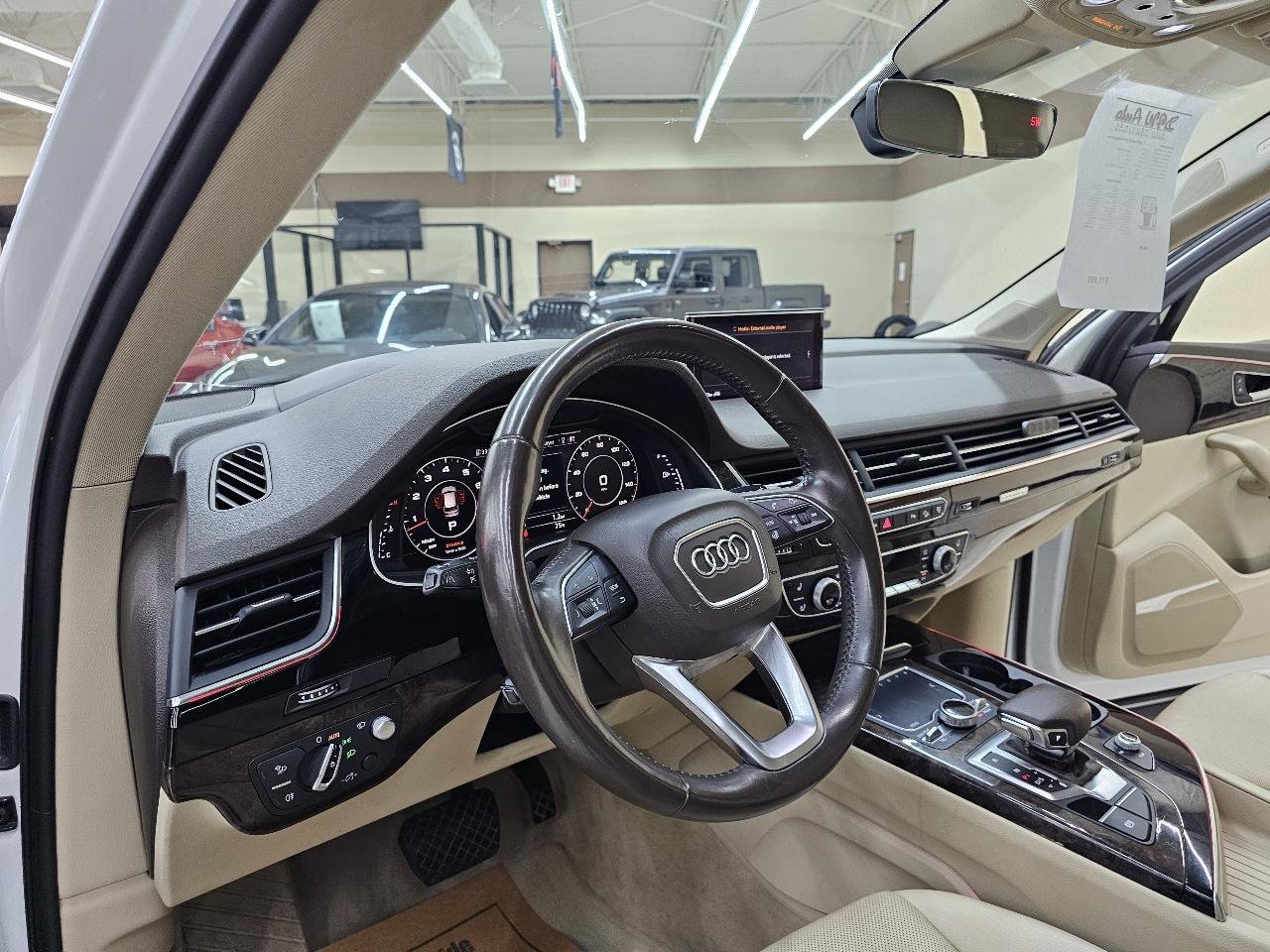 Used 2017 Audi Q7 3.0T Prestige w/ Prestige Package image 19