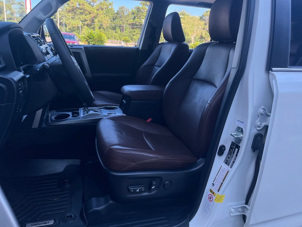 Used 2019 Toyota 4Runner Limited RWD image 10