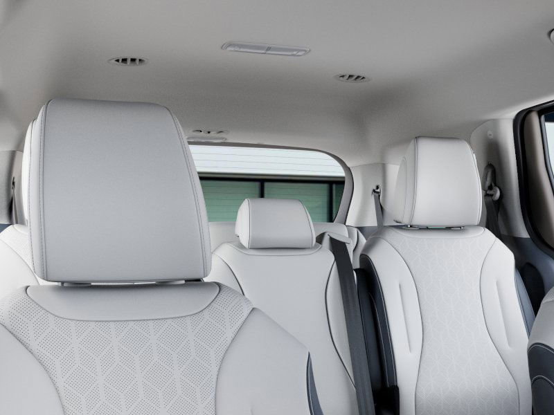 New 2026 Kia Carnival EX image 28