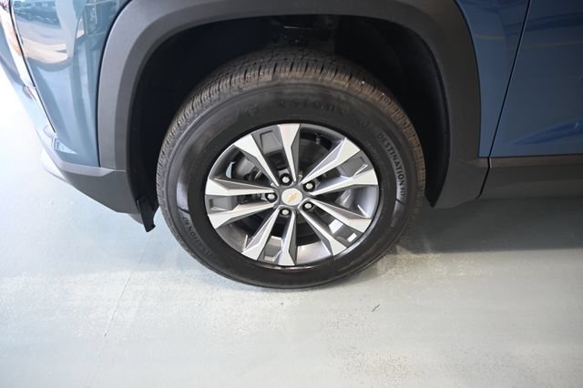 New 2027 Chevrolet Equinox LT w/ Convenience Package II FWD image 29