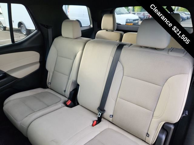 Used 2023 Chevrolet Traverse LS image 24