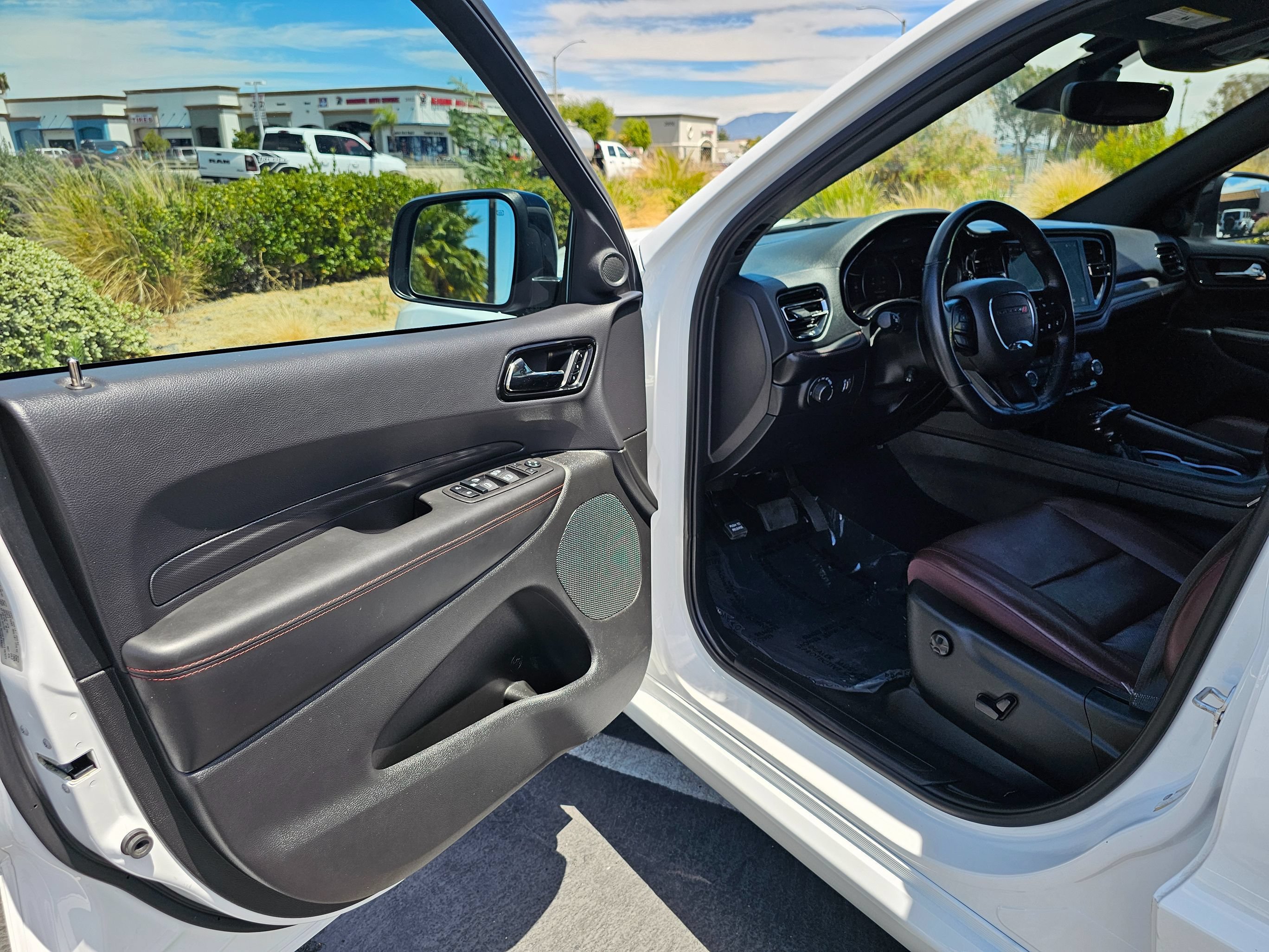 Used 2024 Dodge Durango GT RWD image 15