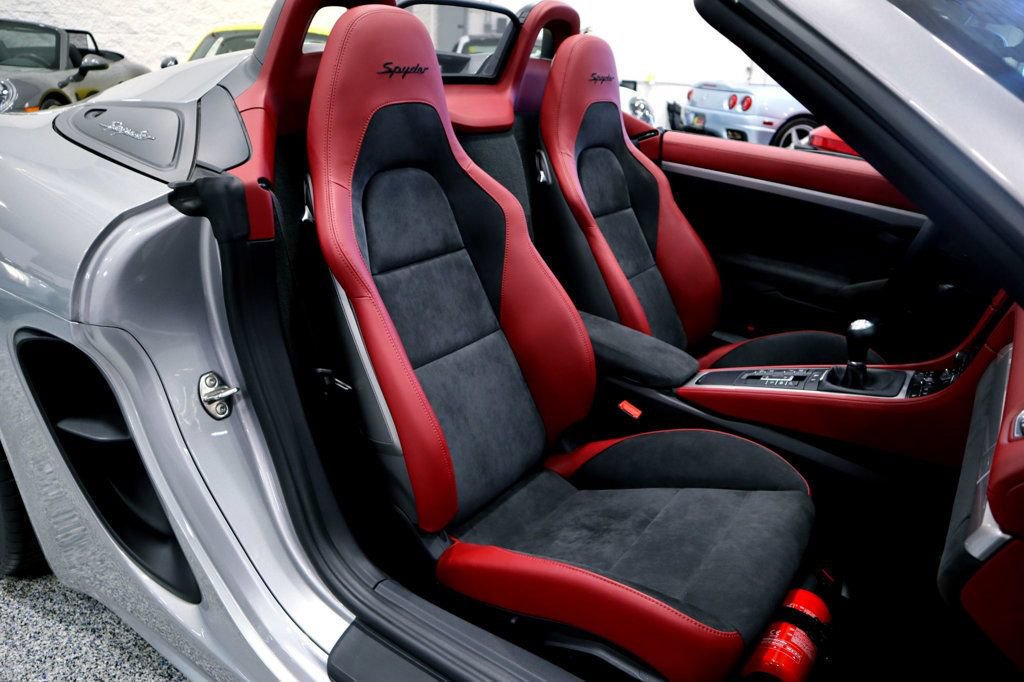 Used 2023 Porsche 718 Boxster Spyder RWD image 23