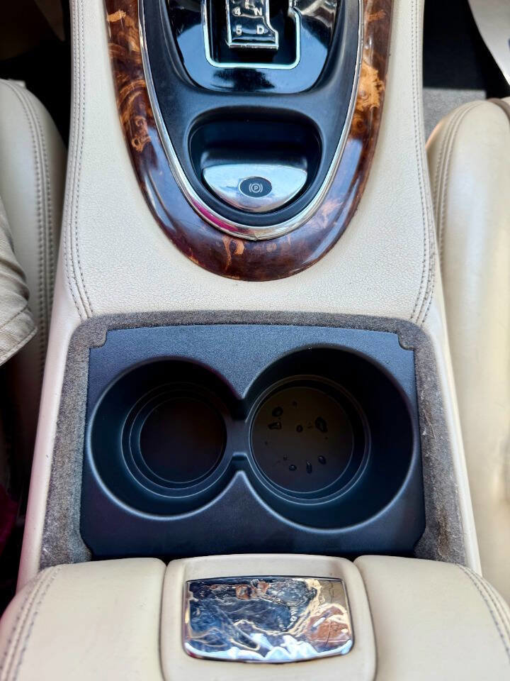 Used 2006 Jaguar XJ Vanden Plas image 16