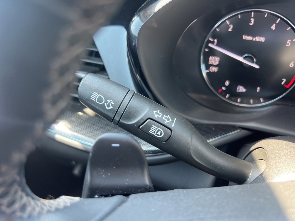 Used 2022 Buick Envision Preferred image 32