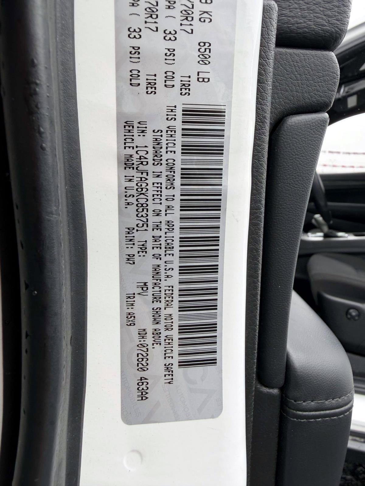 Used 2019 Jeep Grand Cherokee Laredo image 14