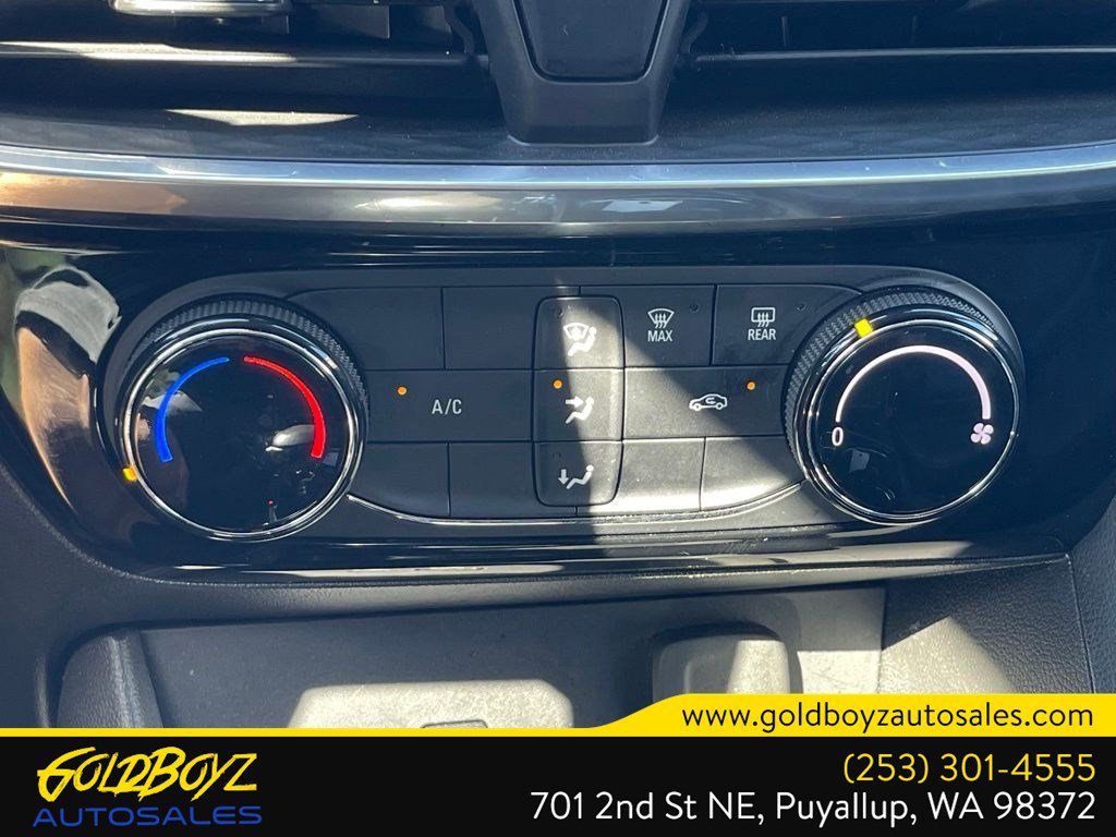 Used 2024 Buick Encore GX Sport Touring AWD/4WD image 29