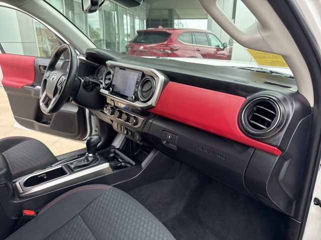 Used 2023 Toyota Tacoma SR5 image 33