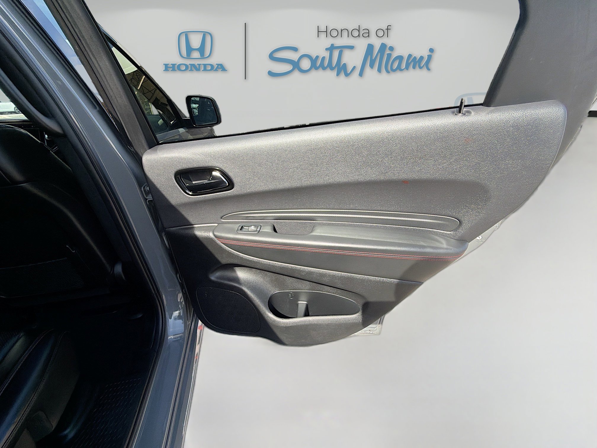 Used 2023 Dodge Durango R/T RWD image 28