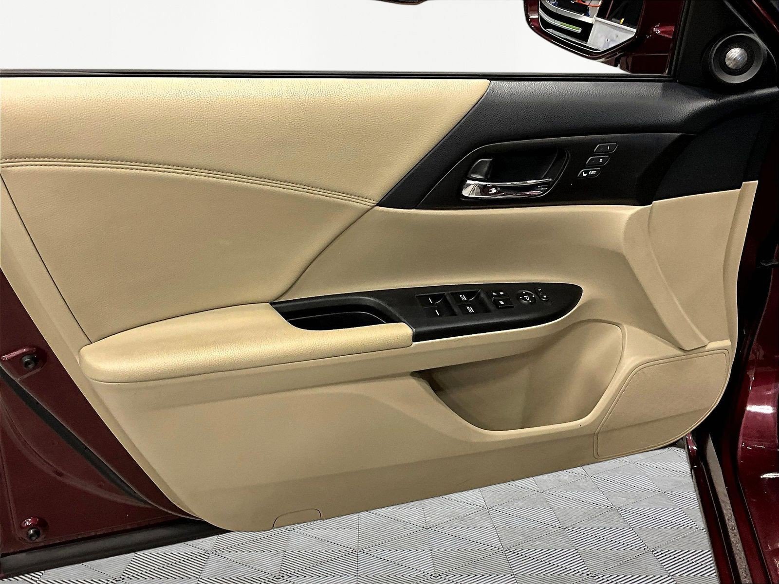 Used 2013 Honda Accord EX-L image 20