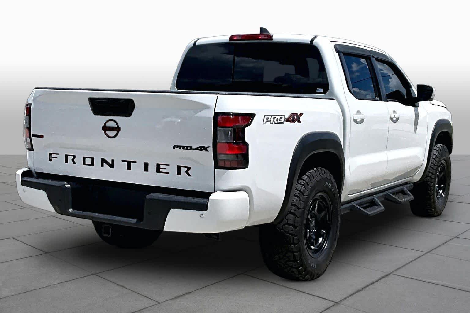 Used 2023 Nissan Frontier PRO-4X w/ Pro Convenience Package AWD/4WD image 13