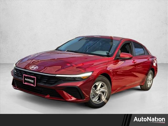 New 2025 Hyundai Elantra SE