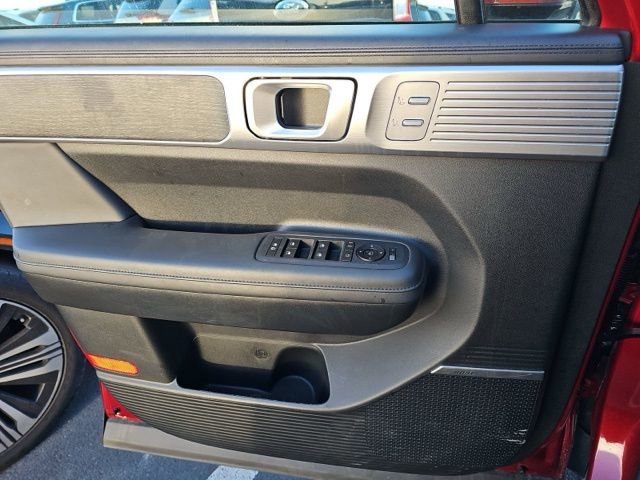 Used 2025 Hyundai Santa Fe Limited image 13