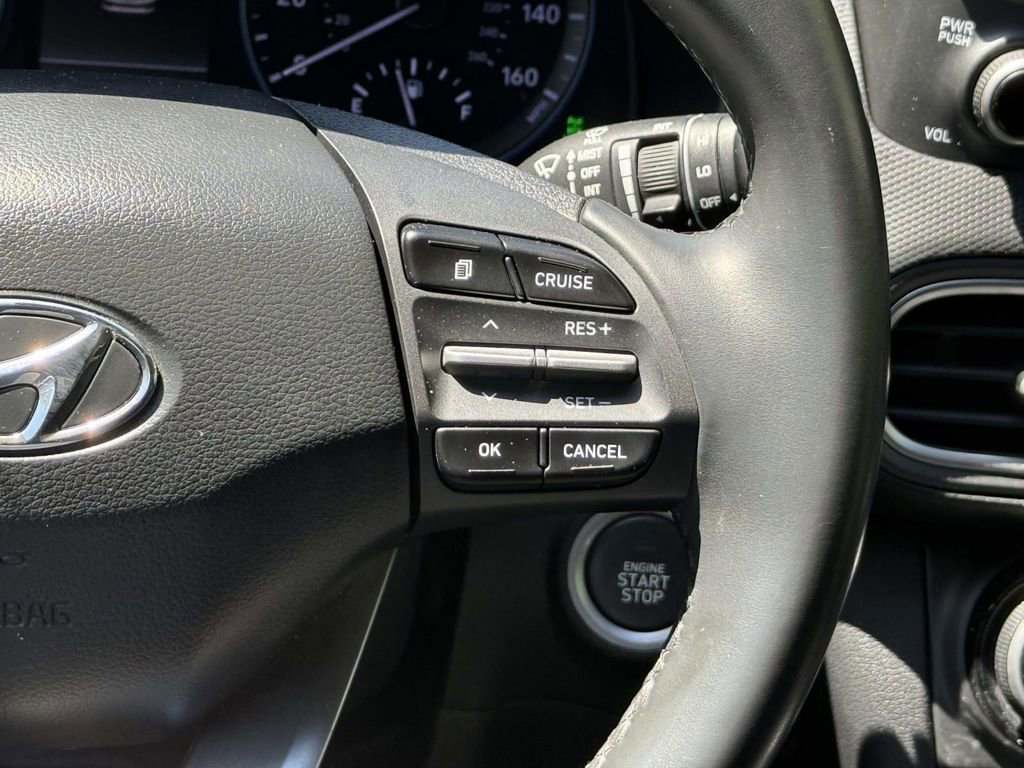 Used 2020 Hyundai Kona Limited AWD/4WD image 21