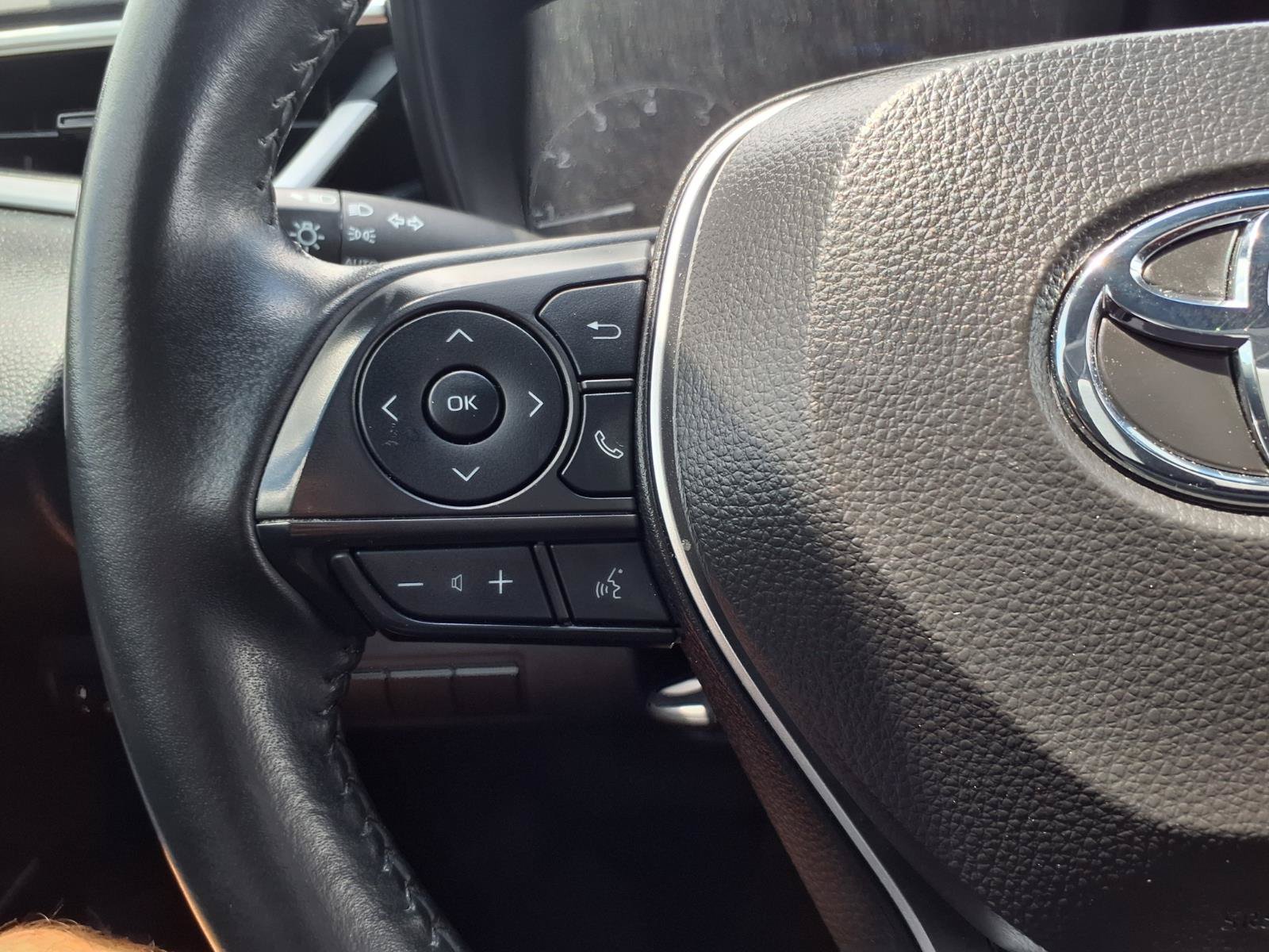 Used 2024 Toyota Corolla SE FWD image 18