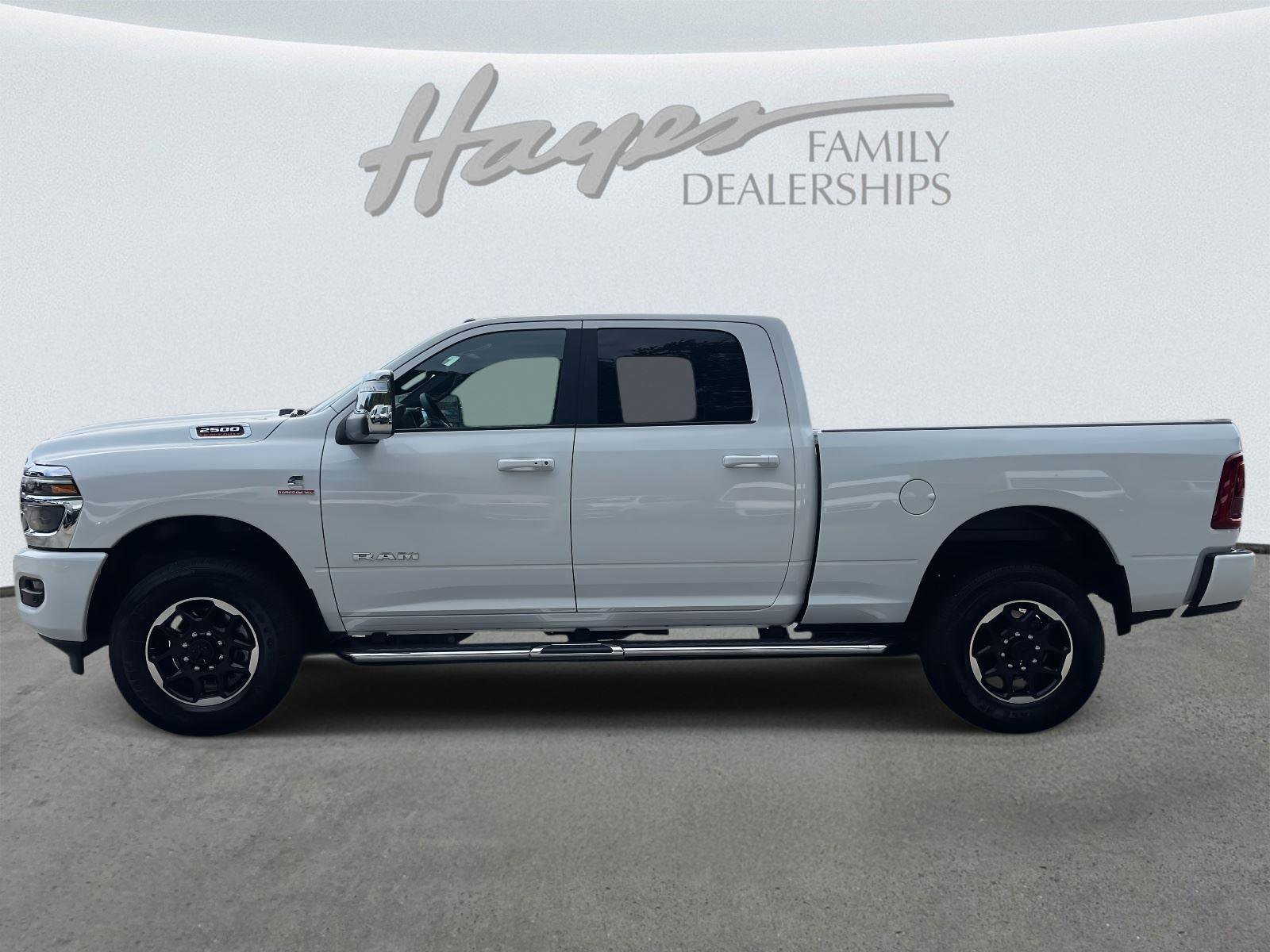 Used 2025 RAM 2500 Laramie image 41