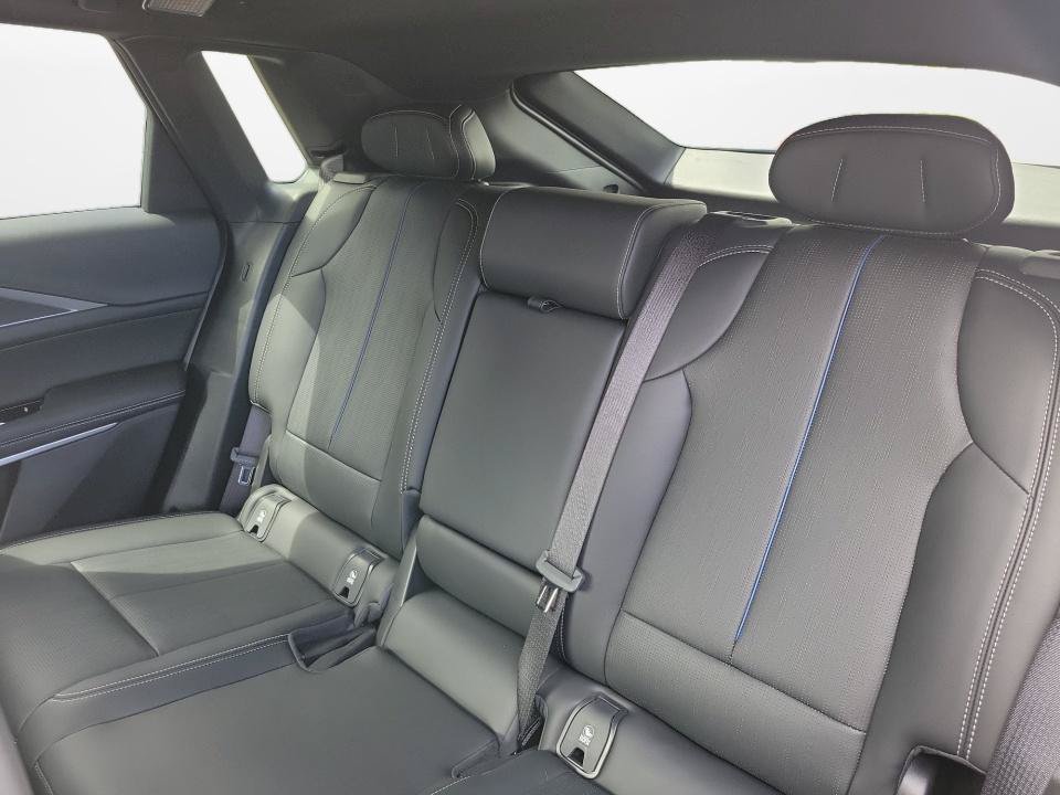 Certified 2026 Cadillac Lyriq V AWD/4WD image 12