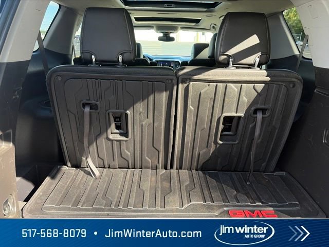 Used 2020 GMC Acadia SLT w/ Driver Alert Package II AWD/4WD image 19