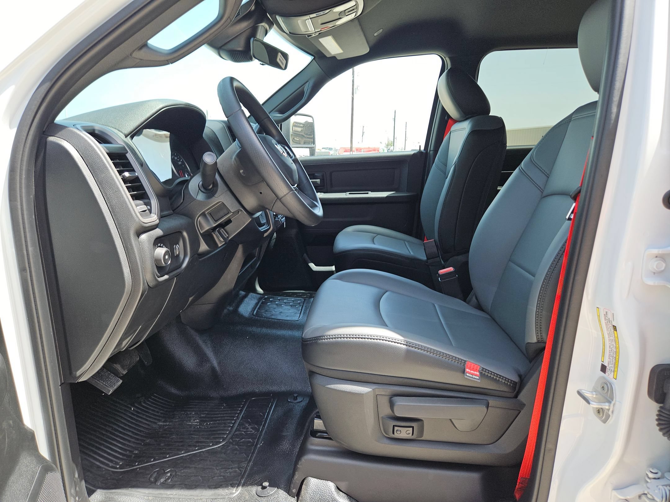 New 2026 RAM 3500 Tradesman AWD/4WD image 9