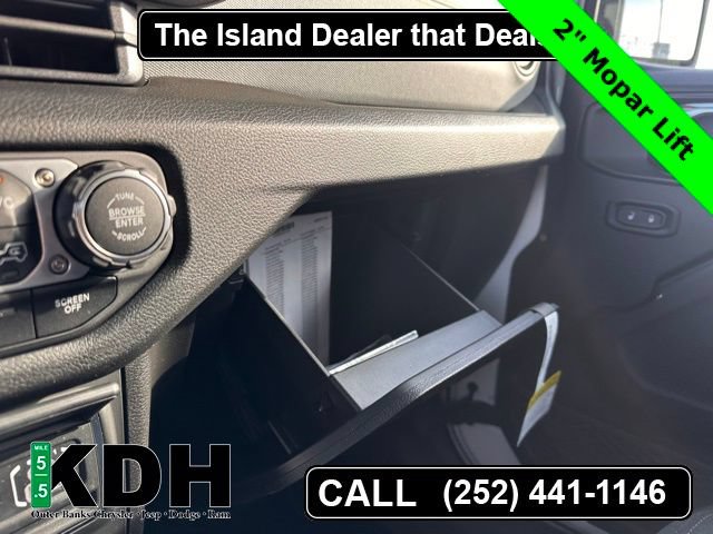 New 2025 Jeep Gladiator Sport AWD/4WD image 31
