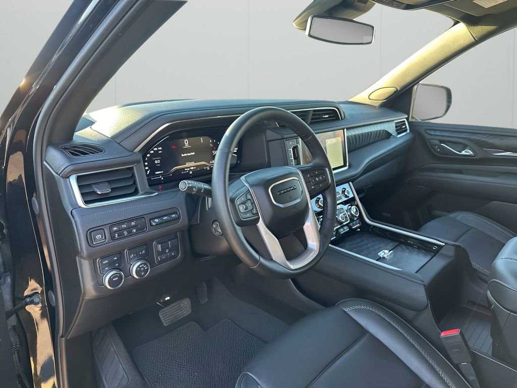 Used 2024 GMC Yukon Denali w/ Max Trailering Package image 25