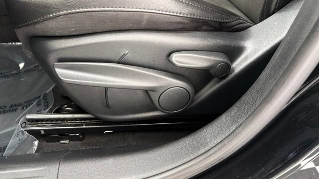 Used 2020 Jeep Compass Latitude FWD image 13