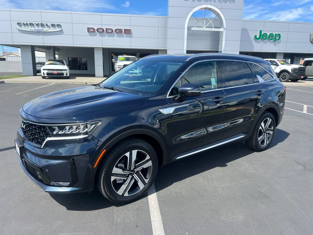 Used 2023 Kia Sorento EX AWD/4WD image 2