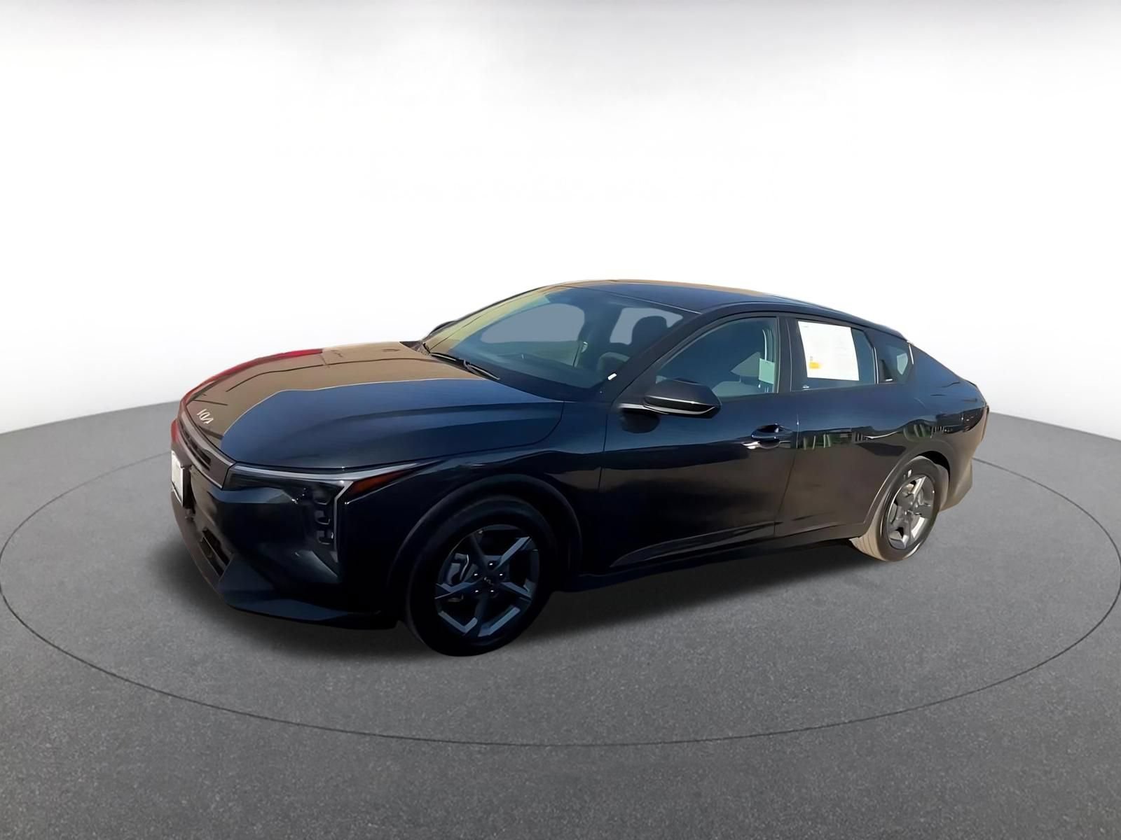 Used 2025 Kia K4 FWD image 8