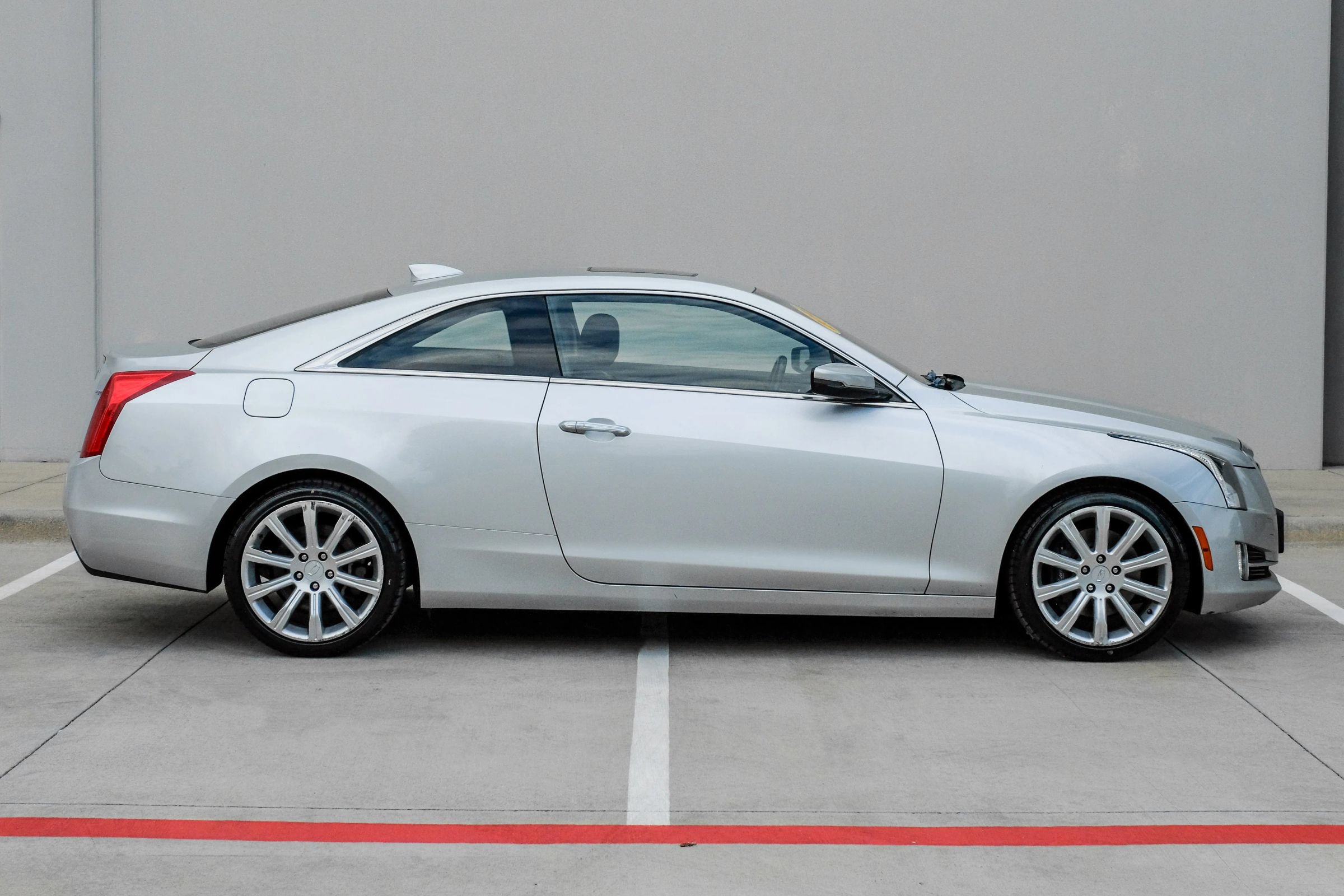Used 2016 Cadillac ATS Luxury w/ Safety and Security Package RWD image 3