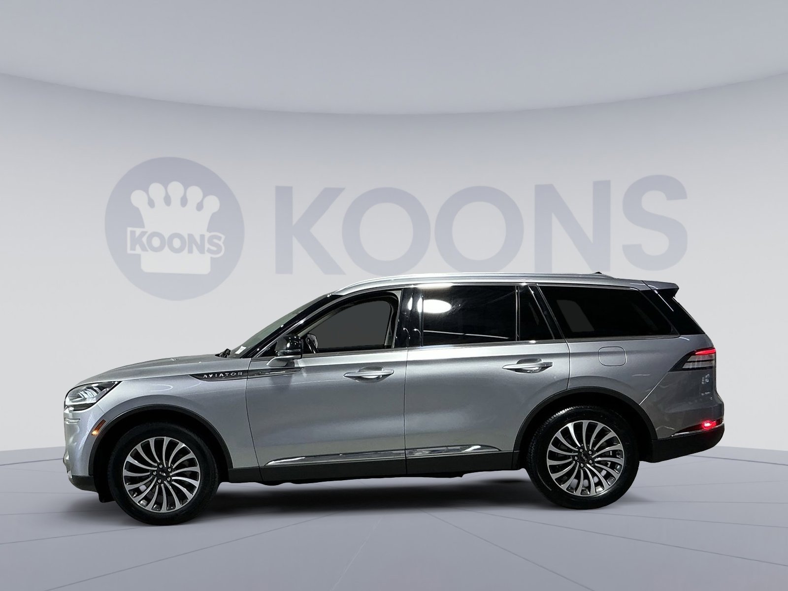 Used 2023 Lincoln Aviator Reserve image 13