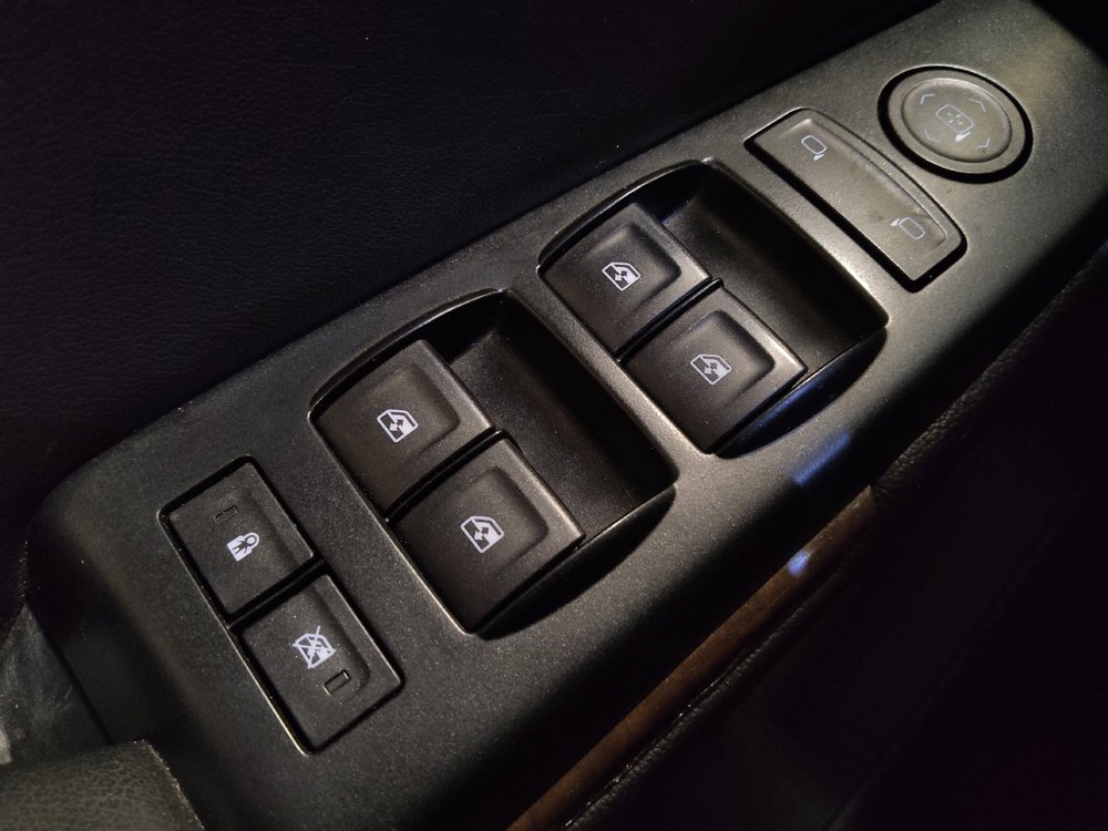 Used 2018 Chevrolet Tahoe LS w/ All-Season Package RWD image 27