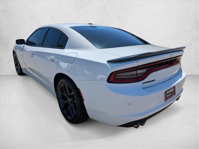 Used 2022 Dodge Charger SXT w/ Blacktop Package RWD image 8