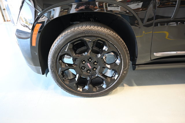 New 2026 GMC Yukon Denali Ultimate AWD/4WD image 40