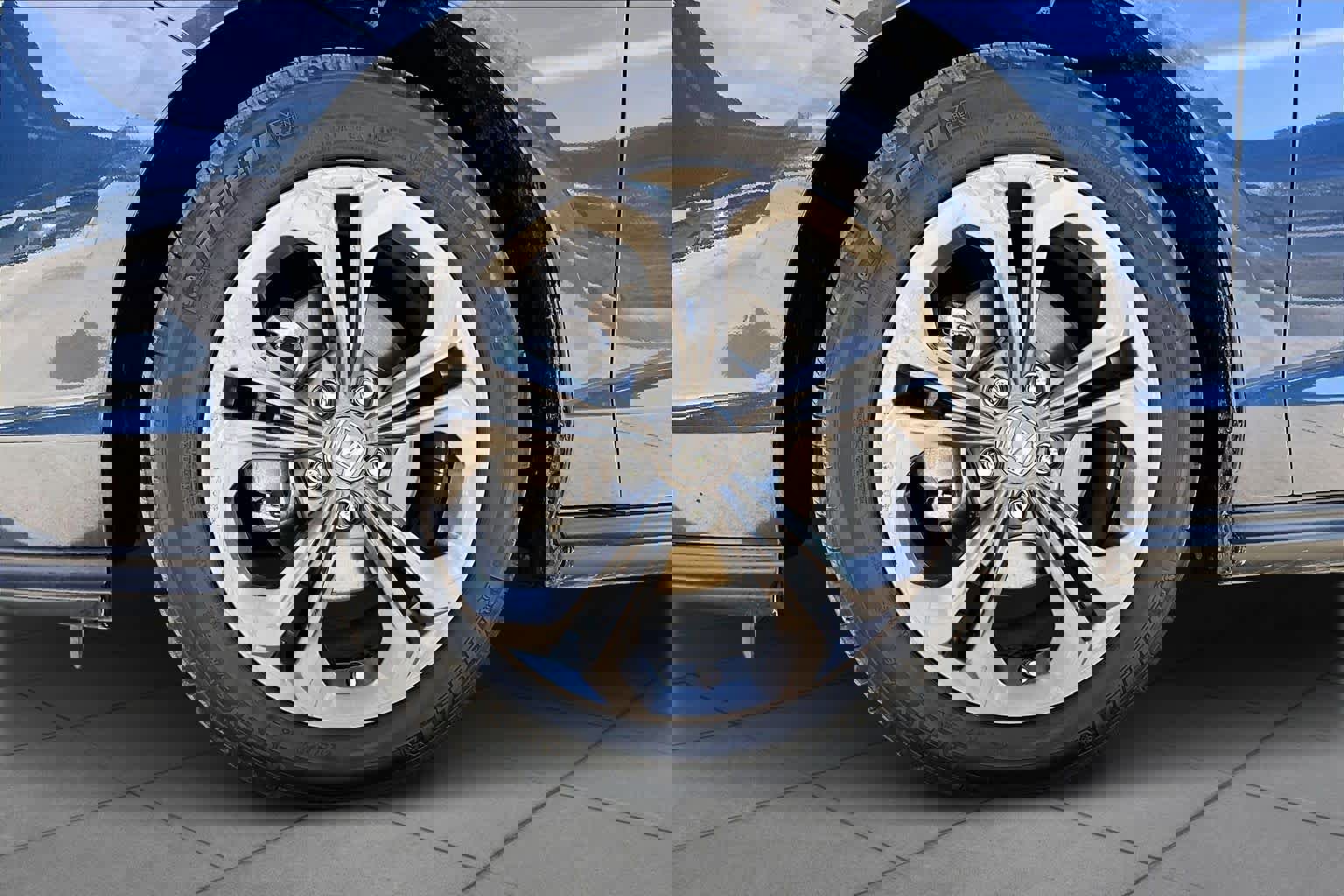 Certified 2023 Honda Accord EX image 10