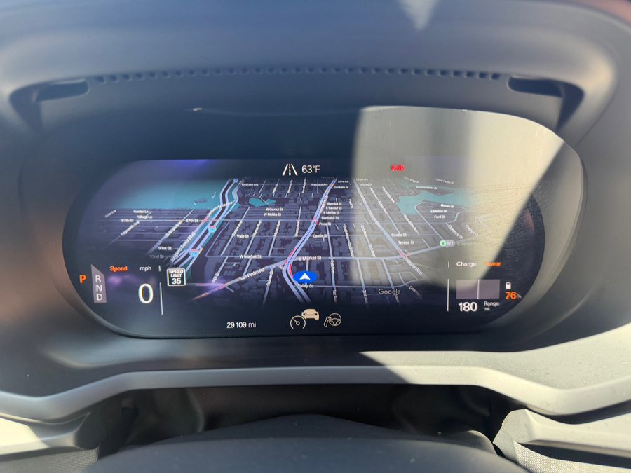 Used 2023 Polestar Polestar 2 w/ Pilot Pack image 13