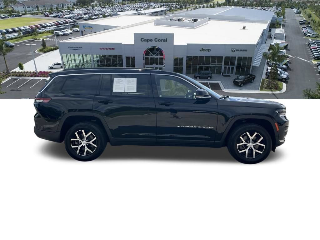 Certified 2024 Jeep Grand Cherokee L Limited RWD image 4