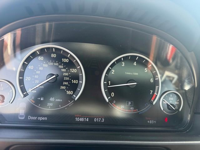 Used 2013 BMW 550i xDrive Sedan AWD/4WD image 16