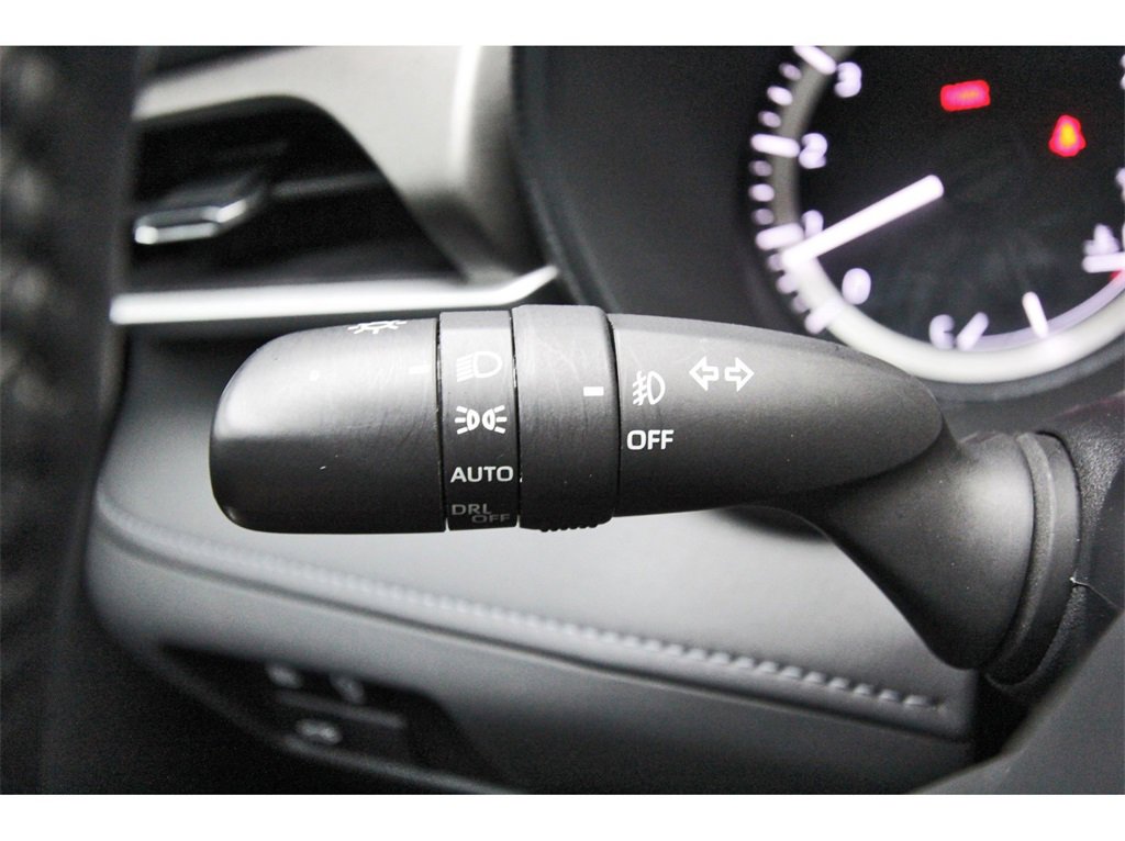 Used 2024 Toyota Highlander XLE image 15