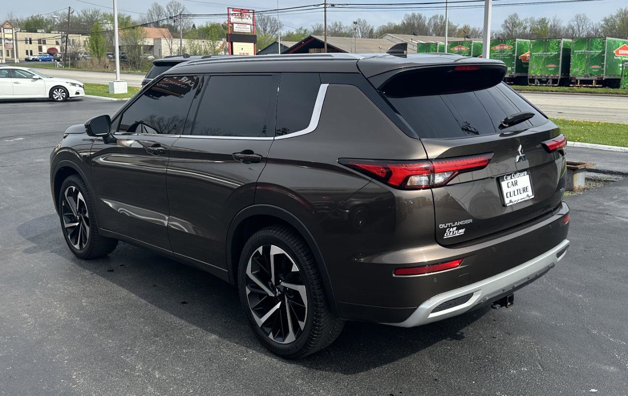 Used 2022 Mitsubishi Outlander SEL AWD/4WD image 16
