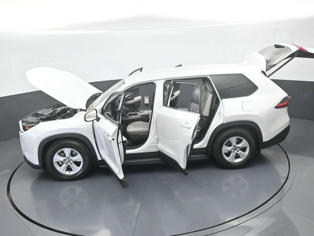 Used 2025 Toyota Grand Highlander FWD image 62