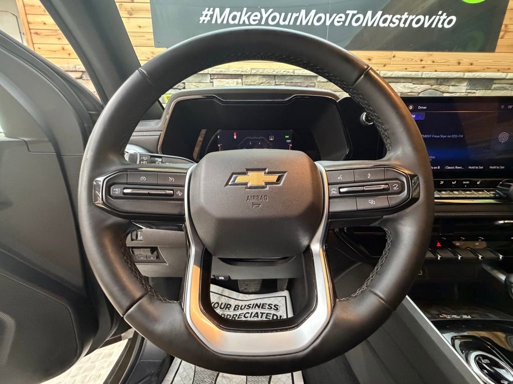 Used 2023 Chevrolet Colorado LT w/ LT Convenience Package II image 17