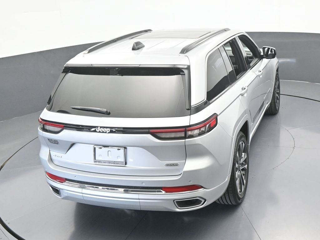 Used 2024 Jeep Grand Cherokee Overland w/ Luxury Tech Group IV image 58