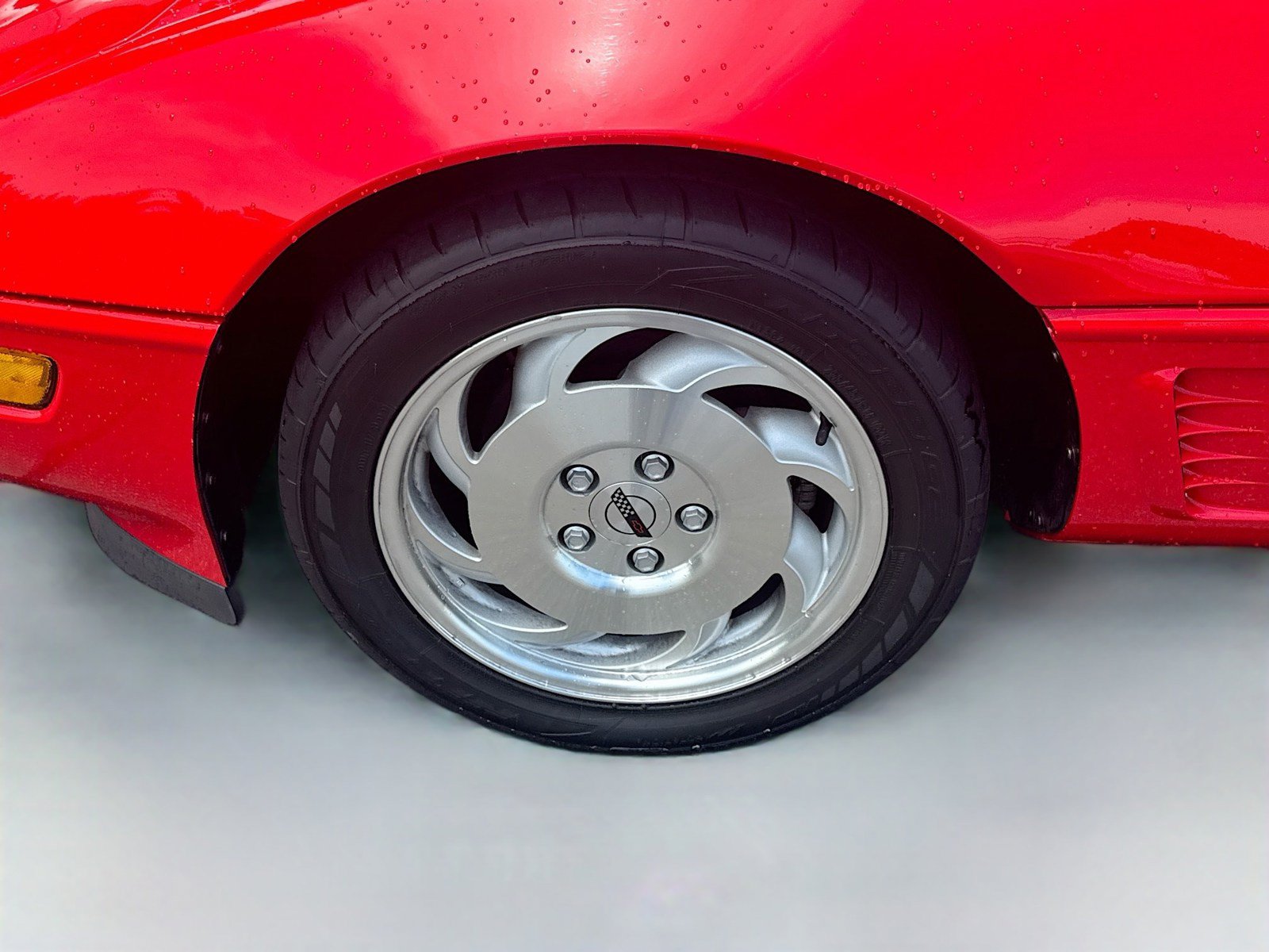 Used 1995 Chevrolet Corvette Coupe RWD image 25