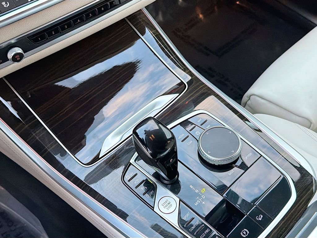 Used 2020 BMW X5 xDrive40i w/ Convenience Package image 29